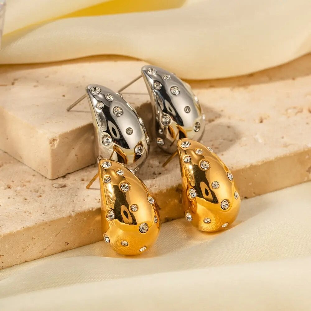 Capri Luster Studded Earrings