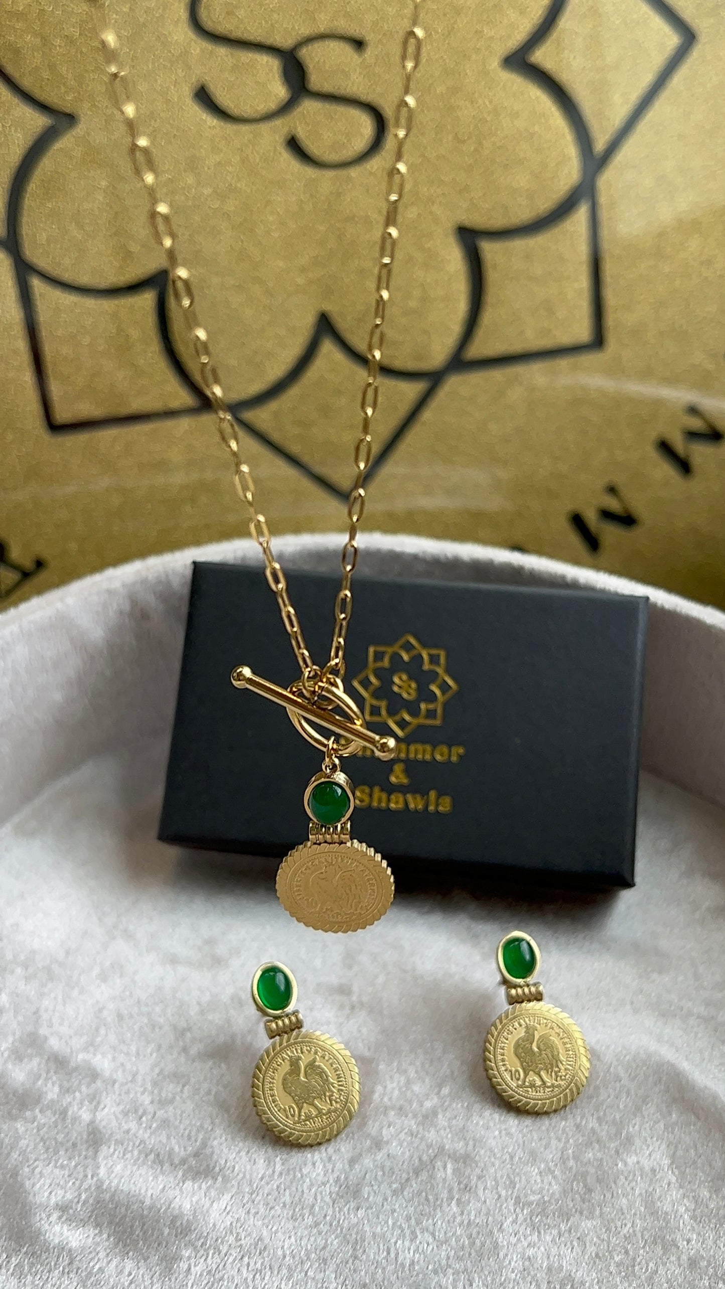 Medina Vintage Louiza Necklace and Earrings Set