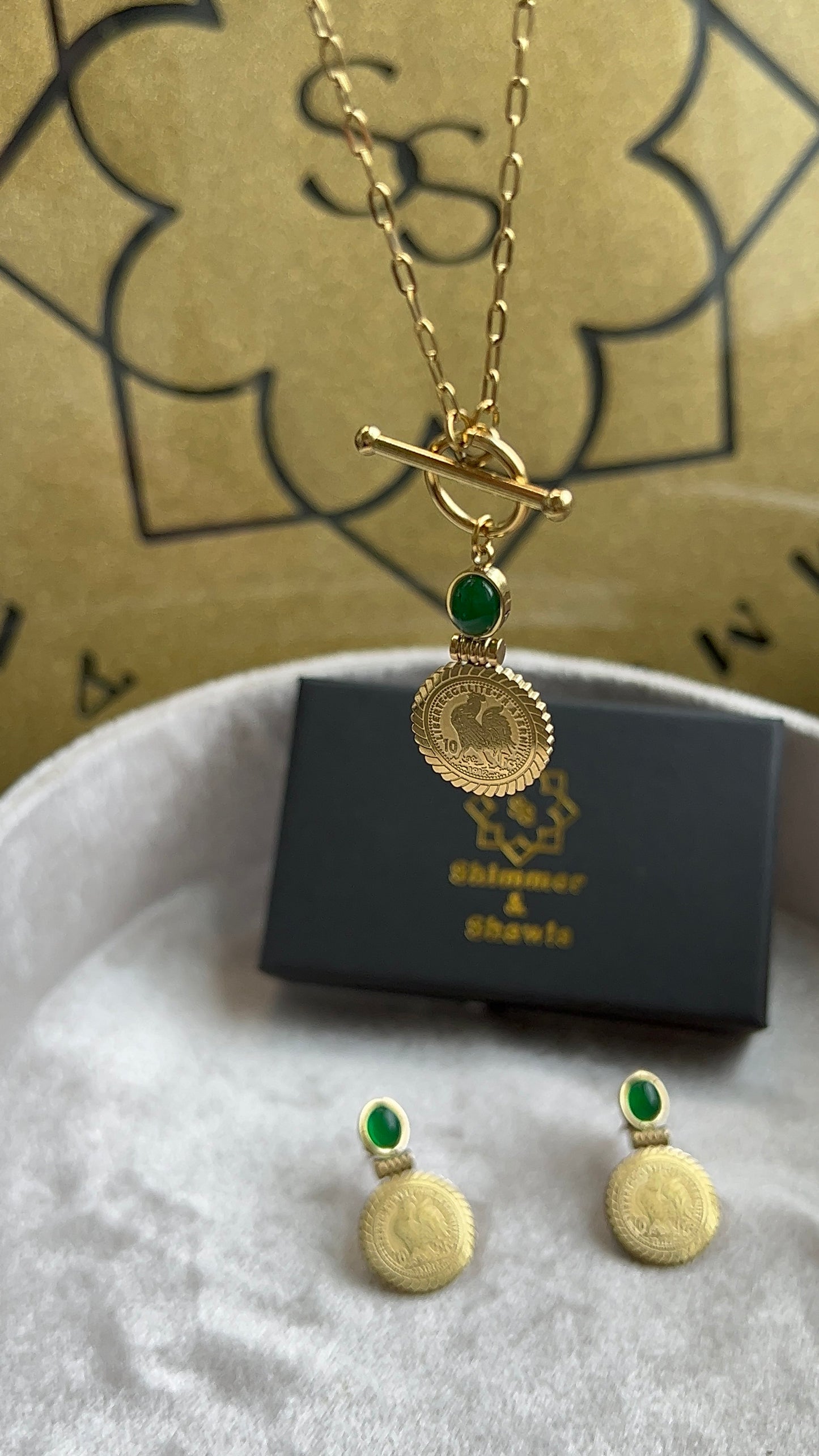 Medina Vintage Louiza Necklace and Earrings Set