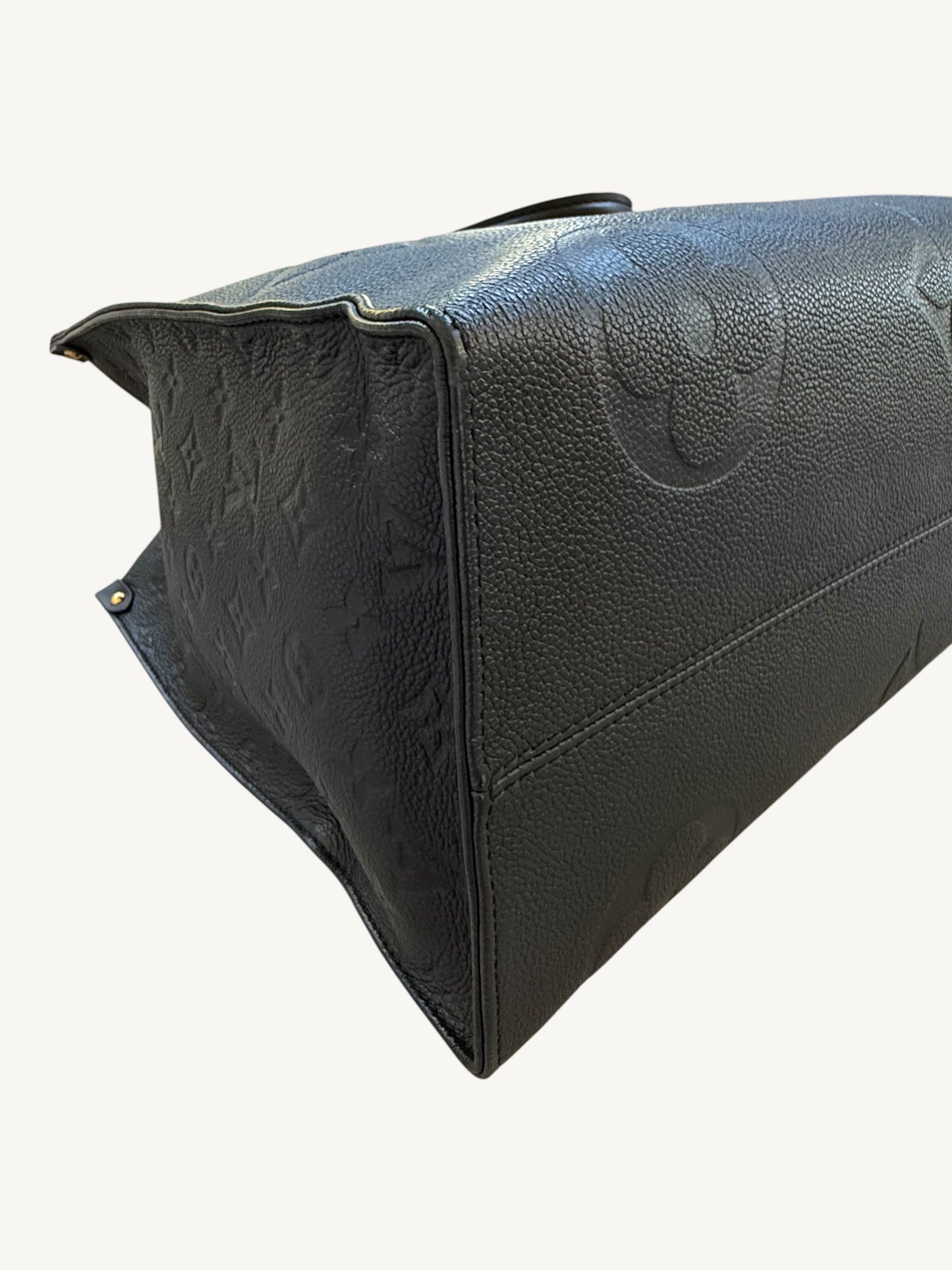 Louis Vuitton Monogram Empreinte On The Go GM — Noir — Excellent Like New