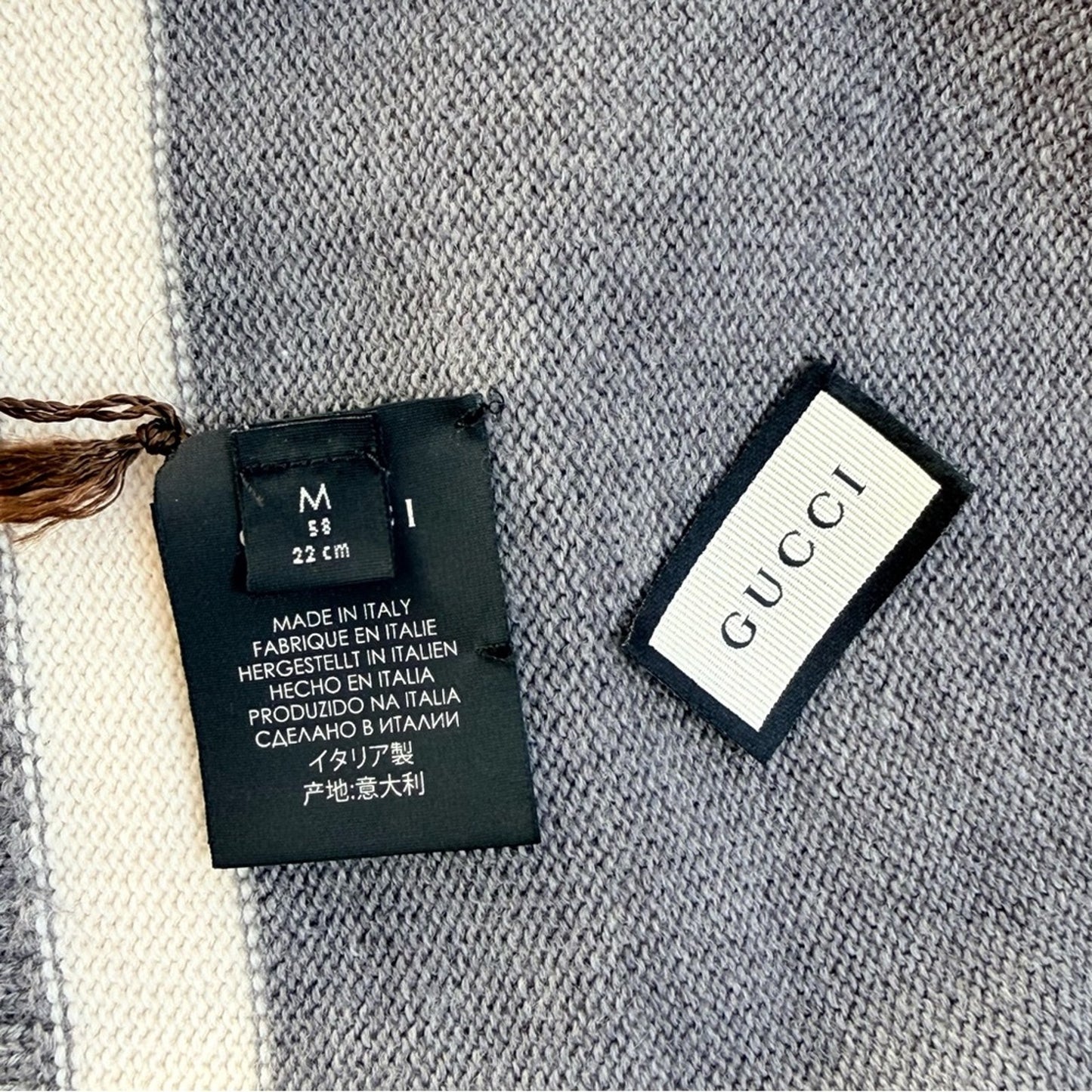 NWT & Box Gucci New Port Web Stripe Knit 100% Wool Beanie Hat Gray & White