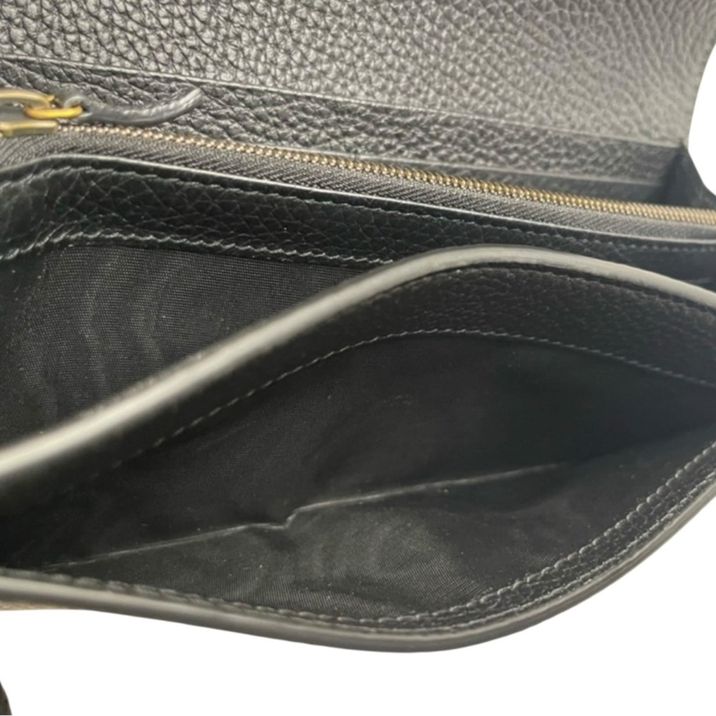 Like New Rare Gucci Python & Black Pebbled Leather Continental Wallet