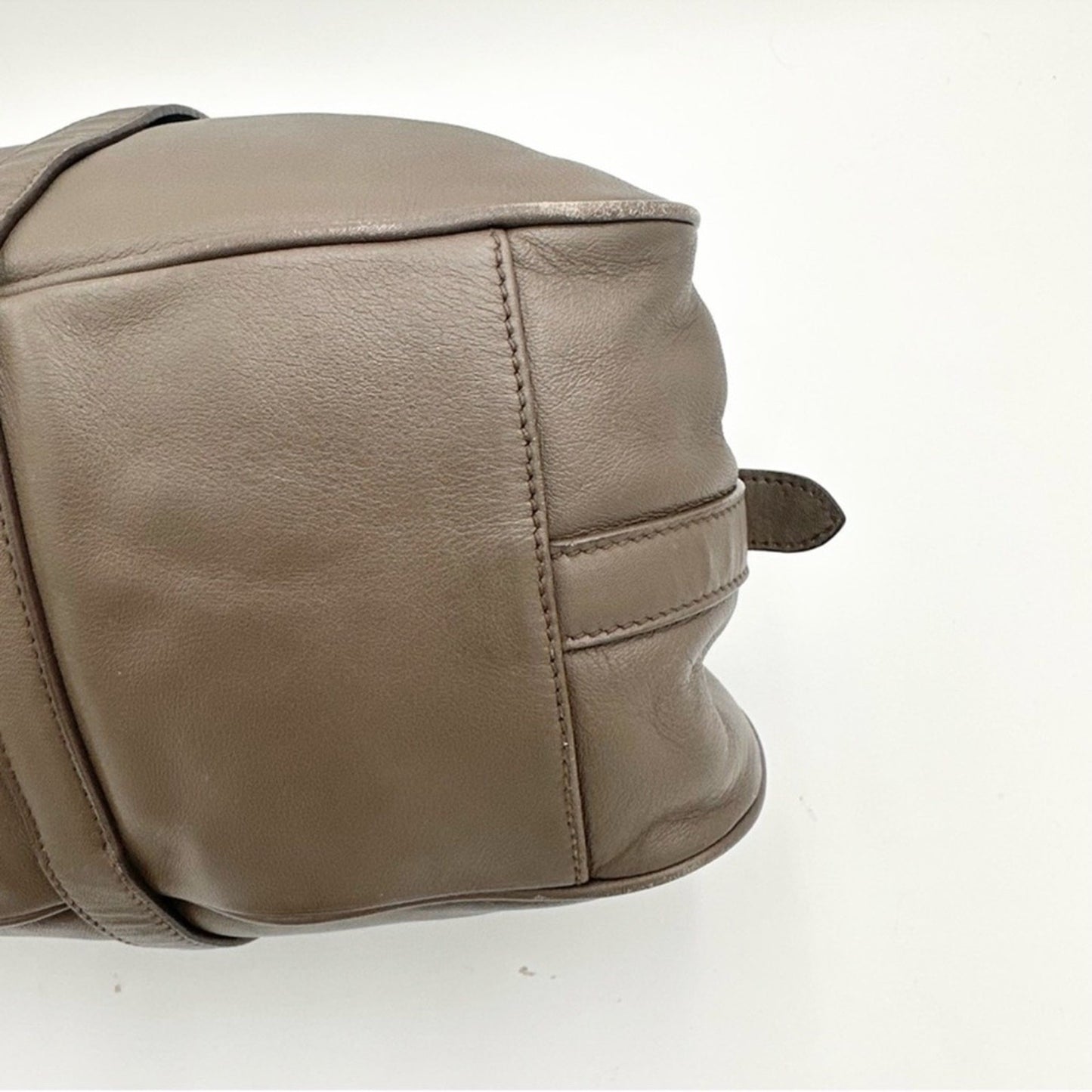 Prada Vitello Daino Leather Satchel in Elegant Taupe Gray –Timeless & Versatile