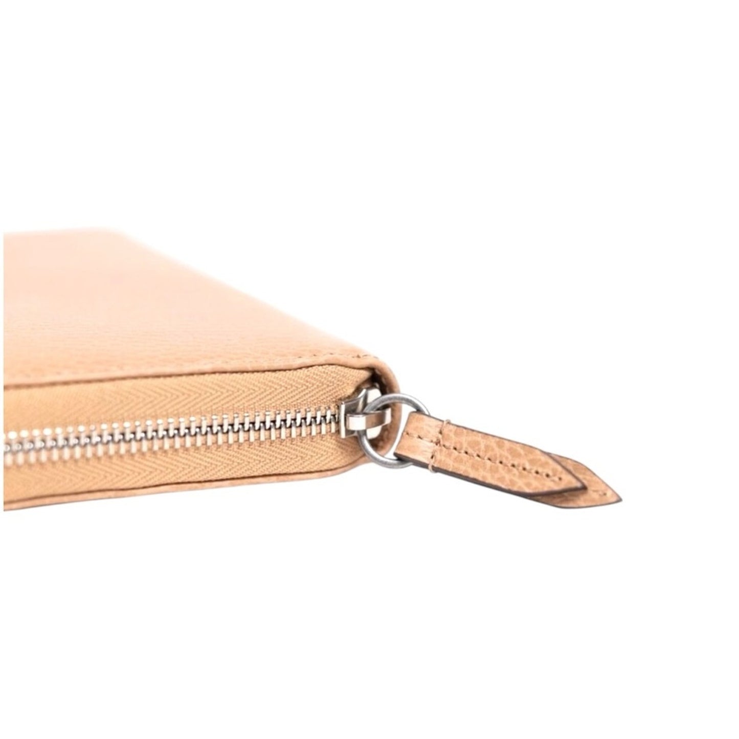 Like New Gucci GG Marmont Zip-Around Wallet – Beige Pebbled Leather