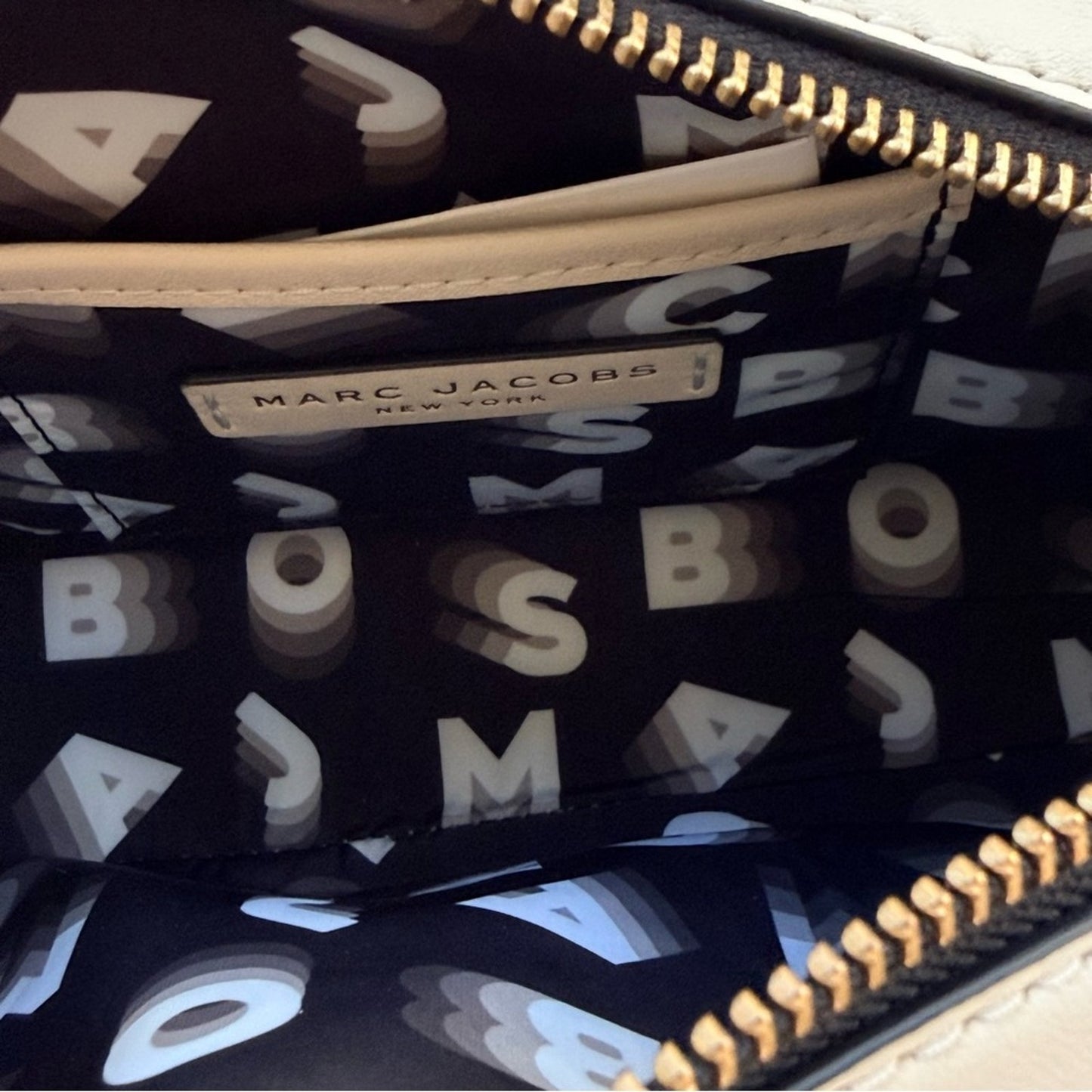 Marc Jacobs Flash Croc-Embossed Crossbody Bag Black Leather Gold Hardware