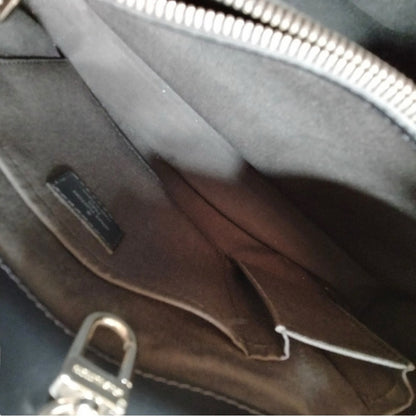 Louis Vuitton Passy PM Black Epi Leather Handbag  Authentic Excellent Condition