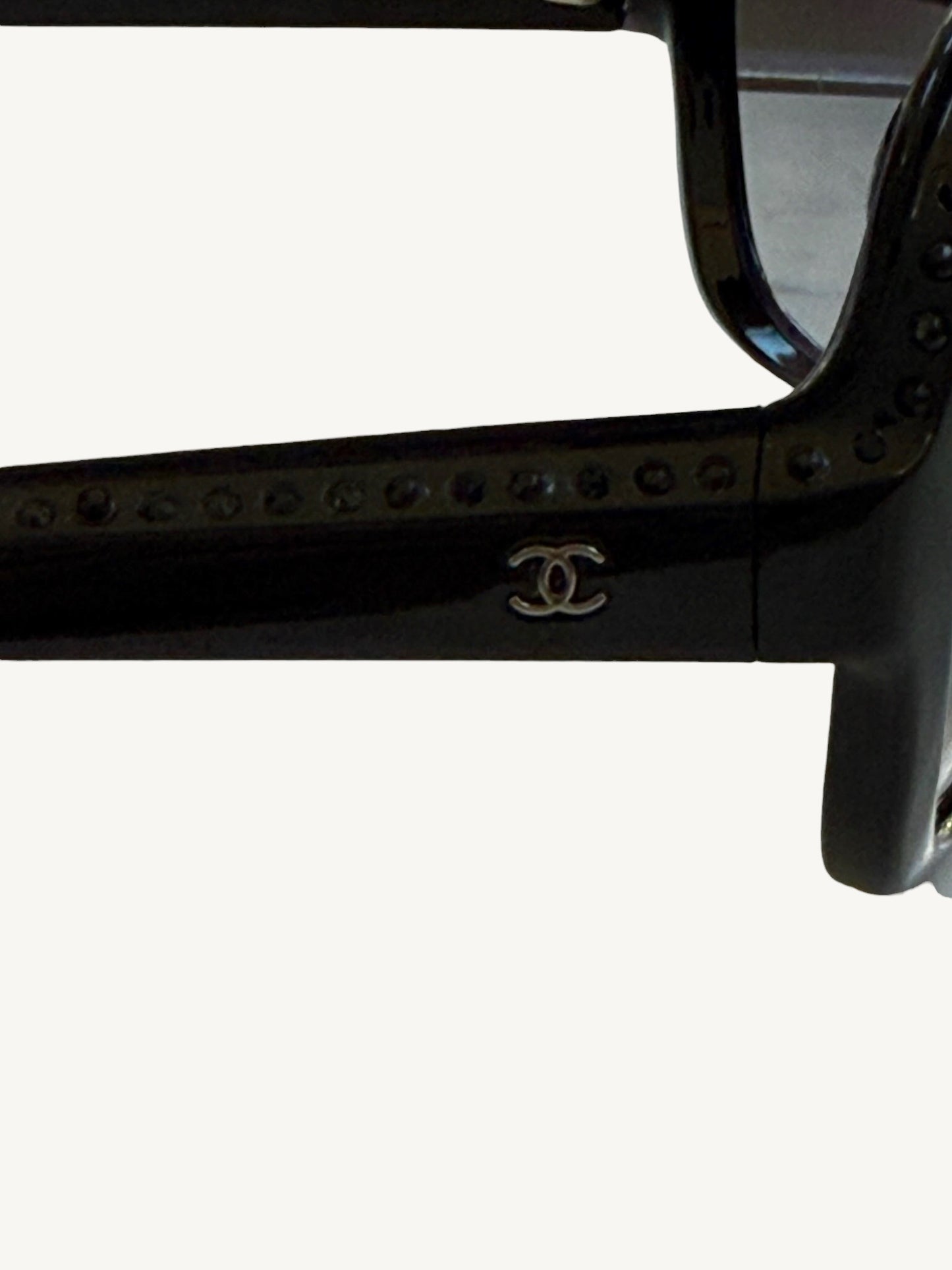 Chanel 40941 Crystal-Embellished Oversized Sunglasses — Black — Very Good Pre-Owned