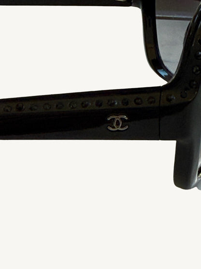 Chanel 40941 Crystal-Embellished Oversized Sunglasses — Black — Very Good Pre-Owned