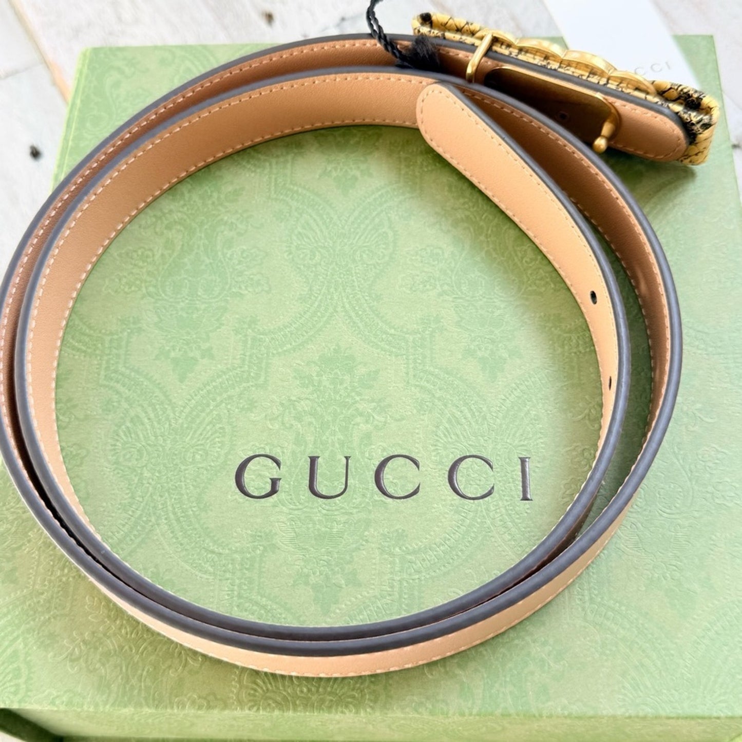 NWT & Box Gucci Beige Leather Belt with Python-Wrapped Interlocking G Buckle