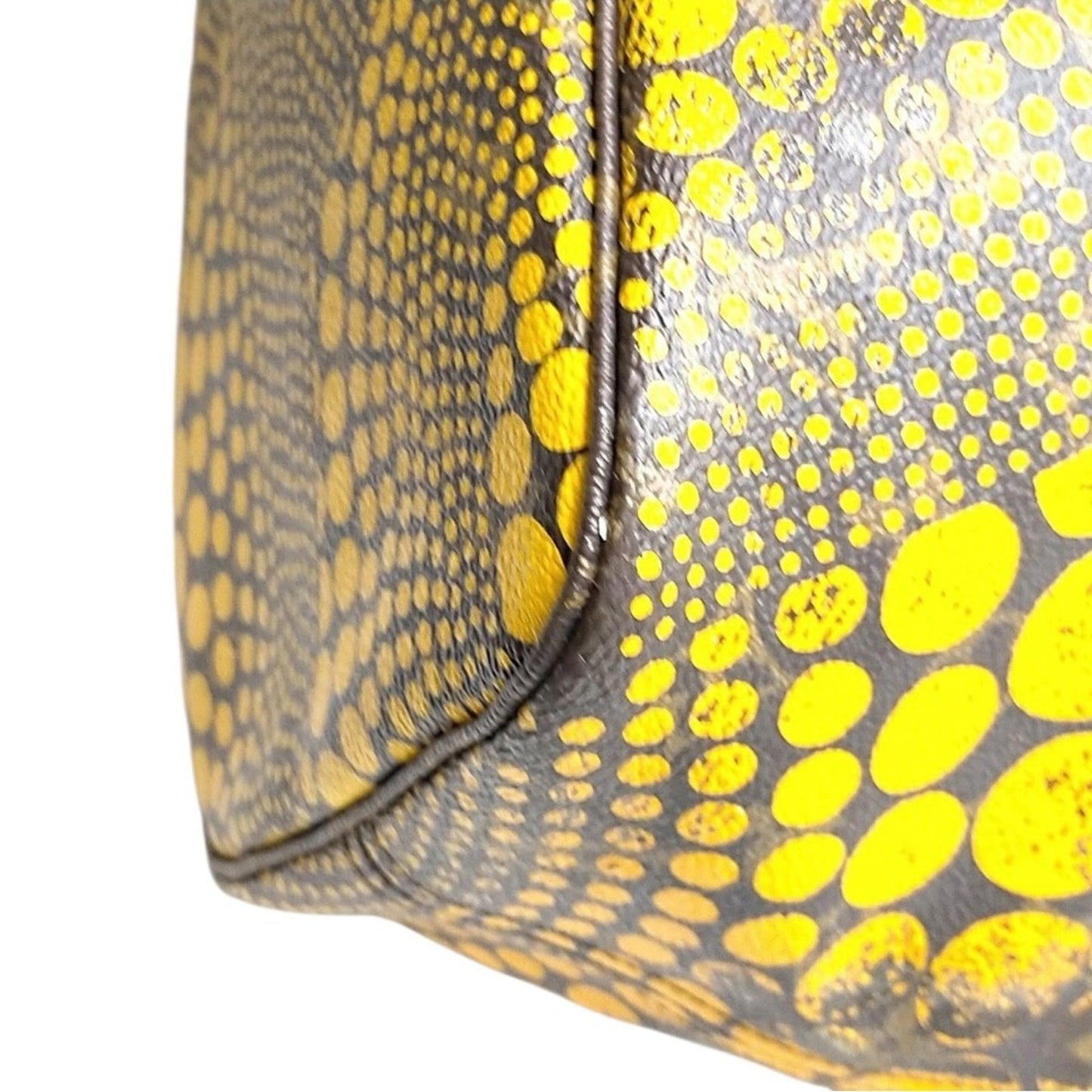 Louis Vuitton x Yayoi Kusama Limited Edition Yellow Waves Neverfull MM Tote