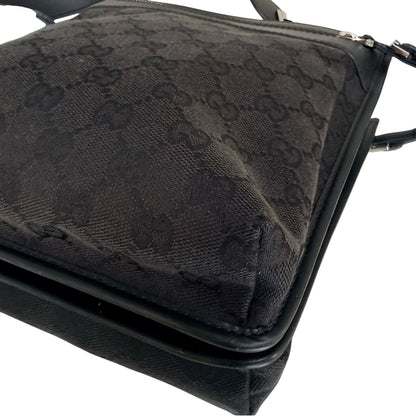 Gucci Black GG Canvas Crossbody Bag Unisex Italian Classic Silver Hardware