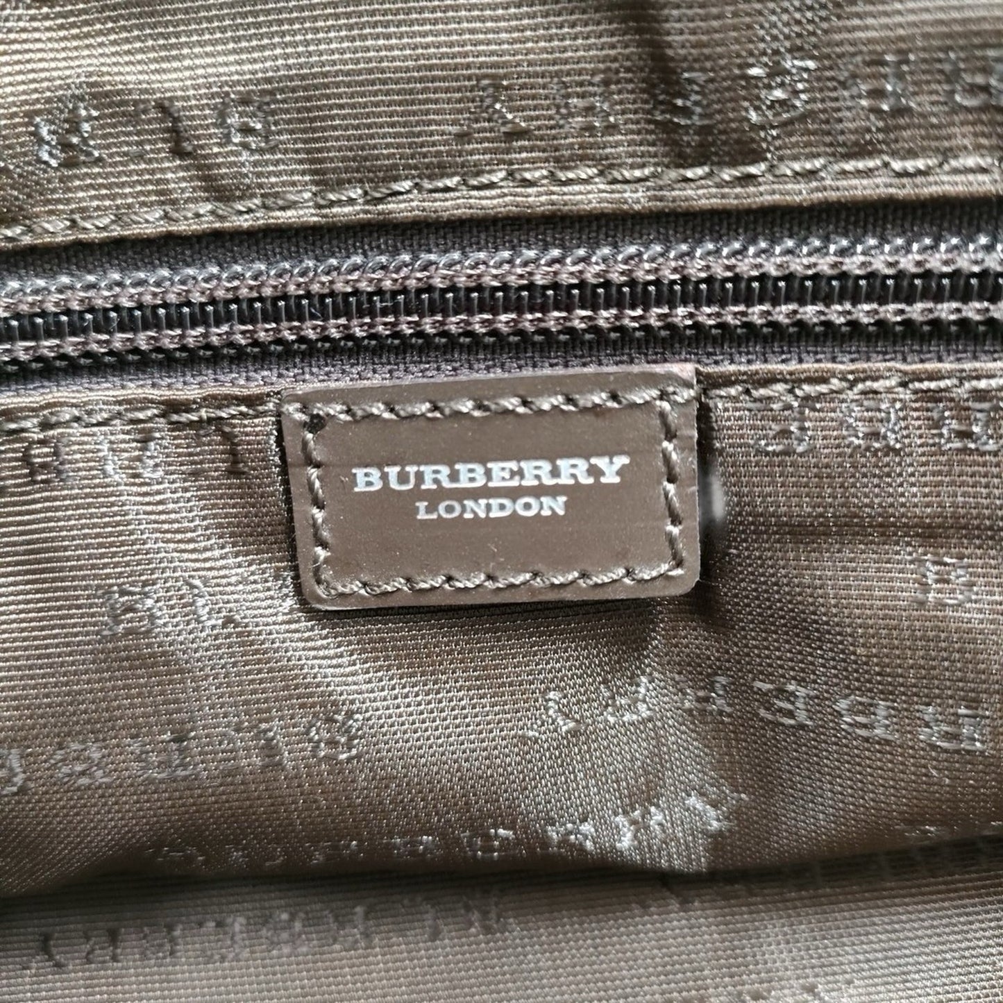 Burberry Nova Check Messenger Bag – Shadow Horse Prorsum – Vintage Crossbody Bag