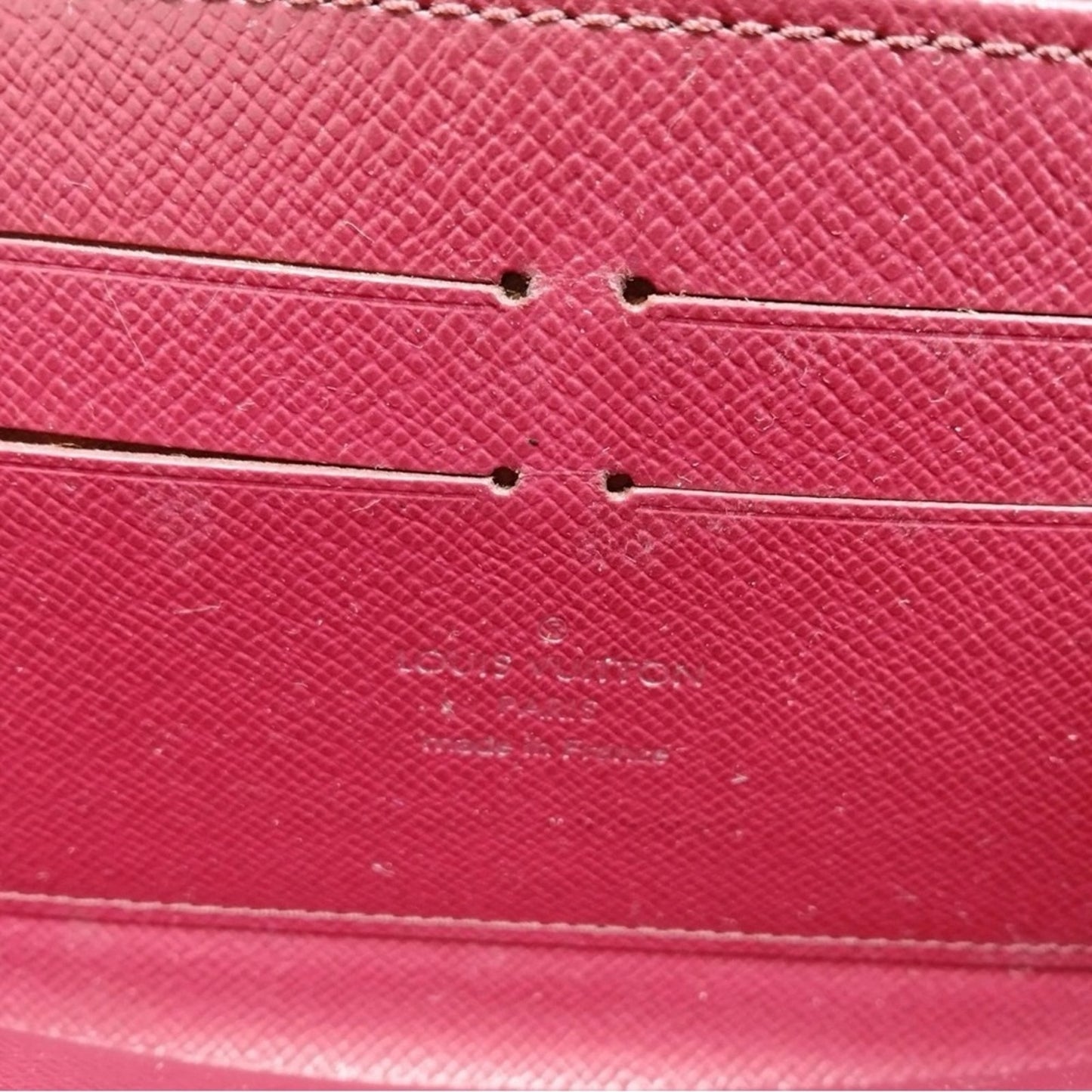 Louis Vuitton Zippy Wallet in Epi Leather — Bordeaux