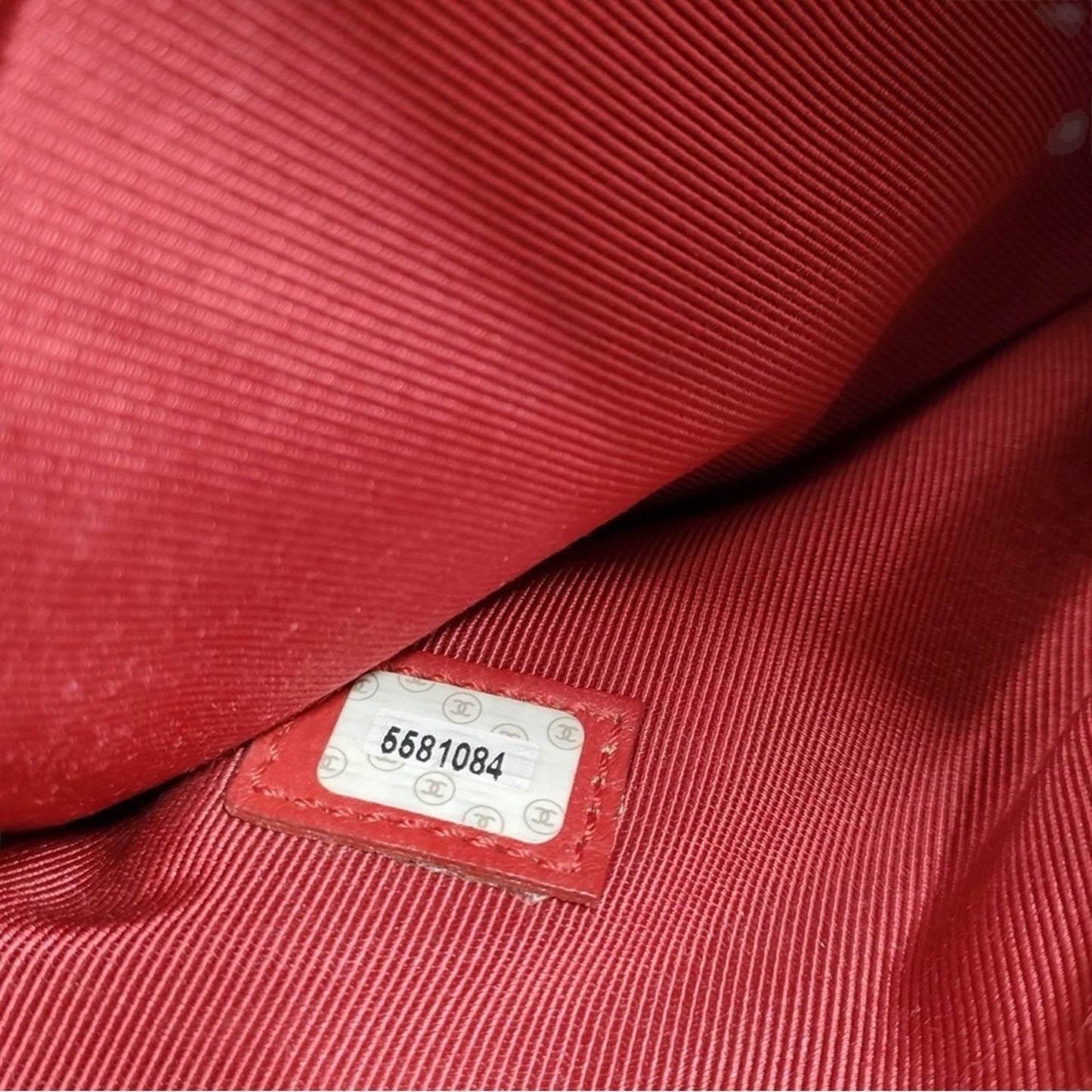 Authentic Chanel Rare Red Caviar Leather Large Tote Bag — Serial 5581084