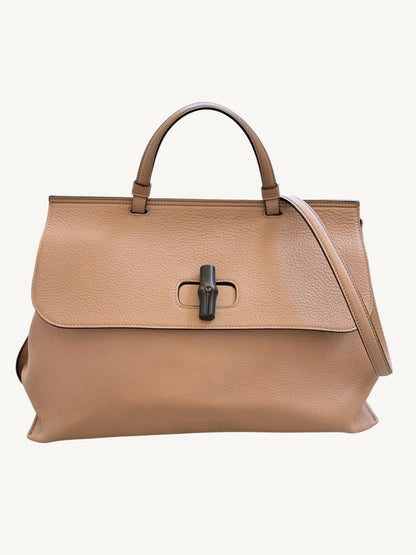 Gucci Large Bamboo Daily 2Way Top Handle Crossbody Bag — Camel Grained Calfskin | Frida Giannini Era Style 370830