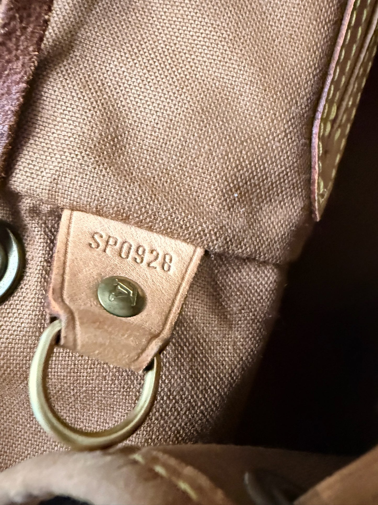 Louis Vuitton Monogram Montsouris MM Backpack — Vintage 1998 | Date Code SP0928