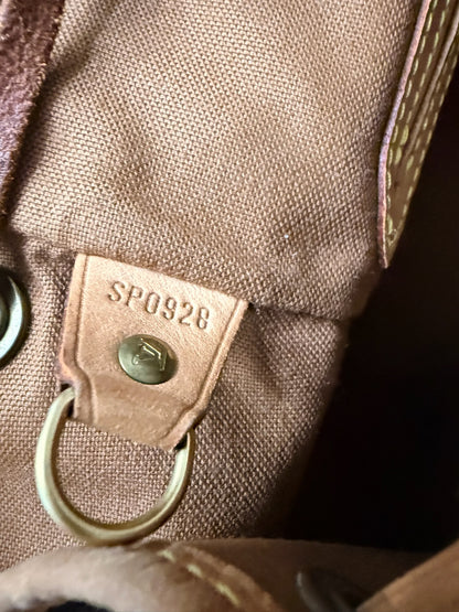Louis Vuitton Monogram Montsouris MM Backpack — Vintage 1998 | Date Code SP0928