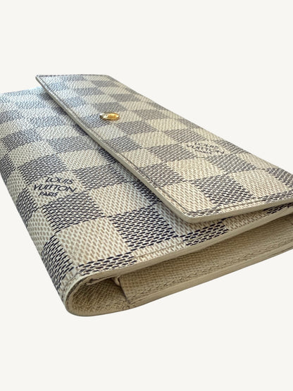 Louis Vuitton Damier Azur Portefeuille International Long Wallet — Cream — Excellent Pre-Owned