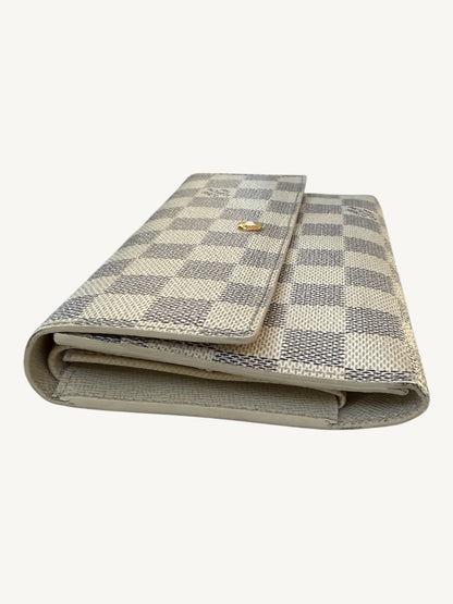 Louis Vuitton Damier Azur Portefeuille International Long Wallet — Cream — Excellent Pre-Owned