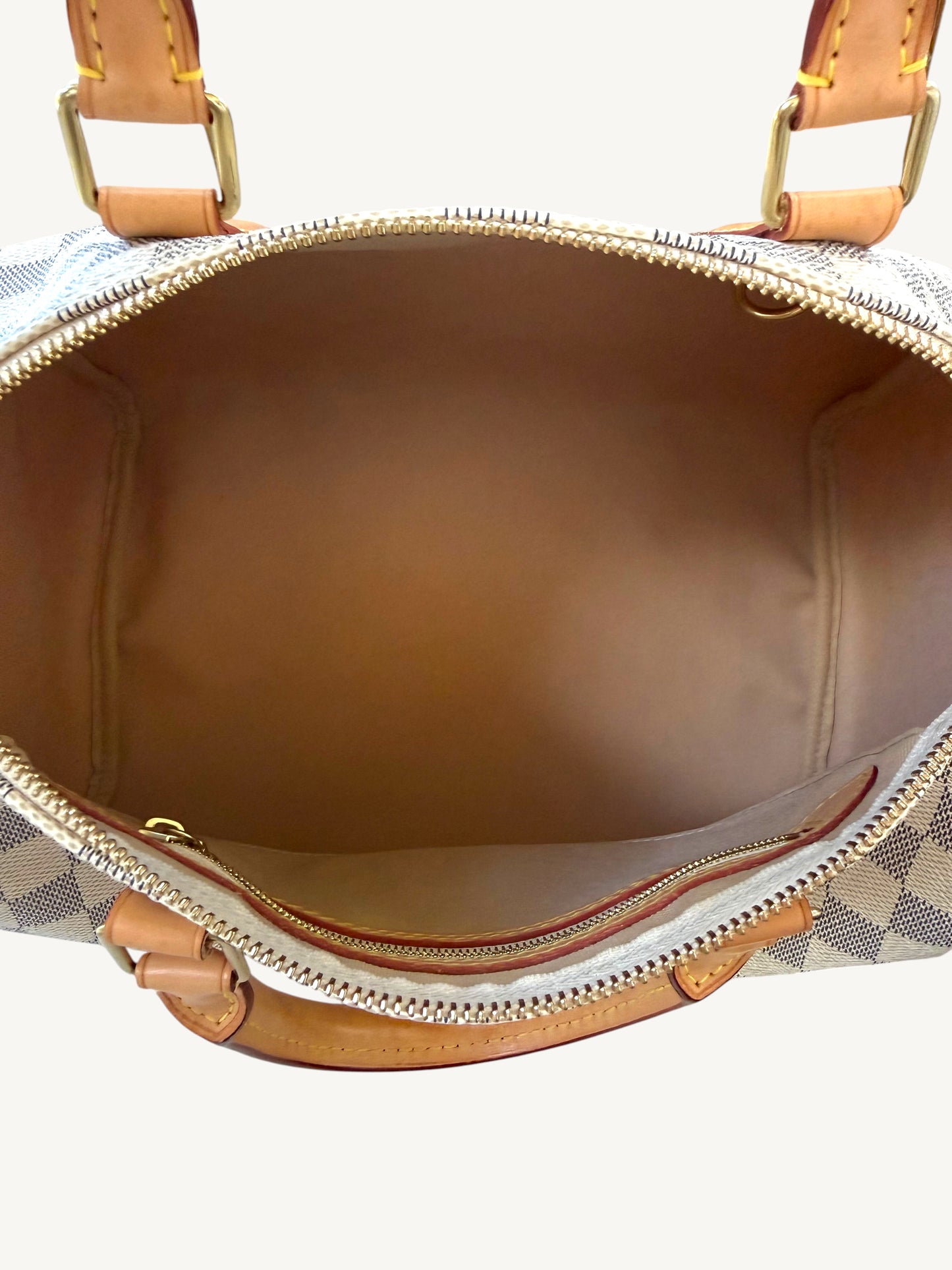 Louis Vuitton Damier Azur Speedy 30 — Excellent Pre-Owned Vintage