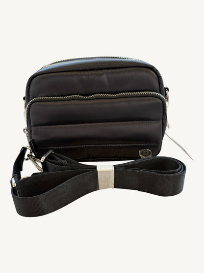 Lululemon Everywhere Crossbody 2L Wunder Puff Black — female model lifestyle shot | Shimmer & Shawls