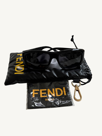 Fendi FE40117I Rectangle Sunglasses — Black Acetate / Smoke Lenses — New