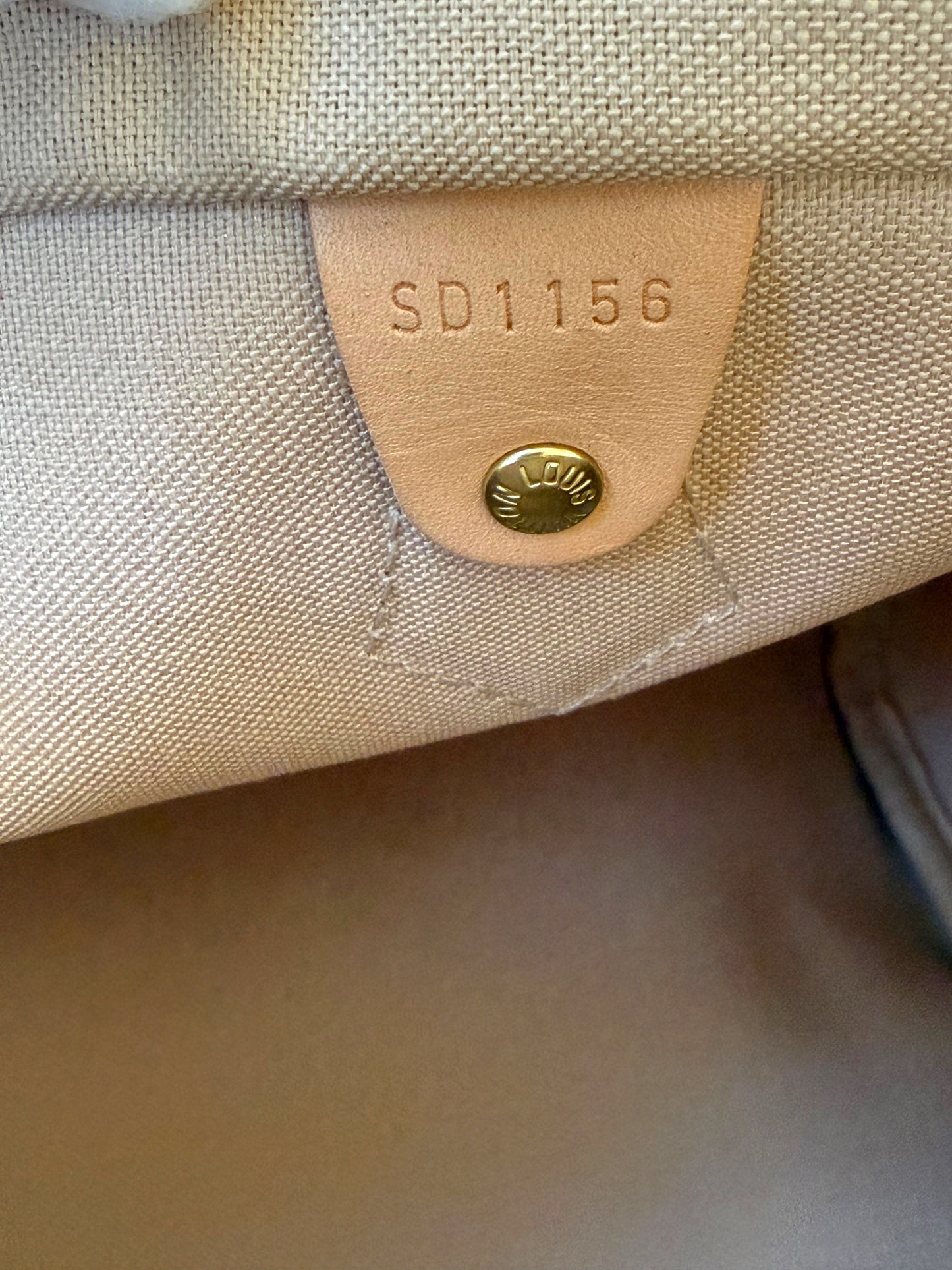 Louis Vuitton Damier Azur Speedy 30 — Excellent Pre-Owned Vintage