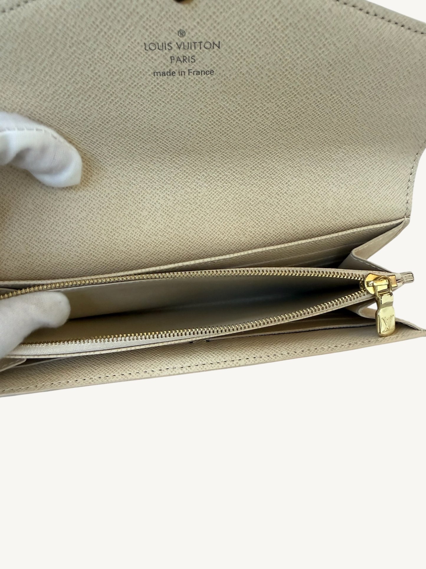 Louis Vuitton Damier Azur Sarah Long Wallet — Cream — Excellent Pre-Owned