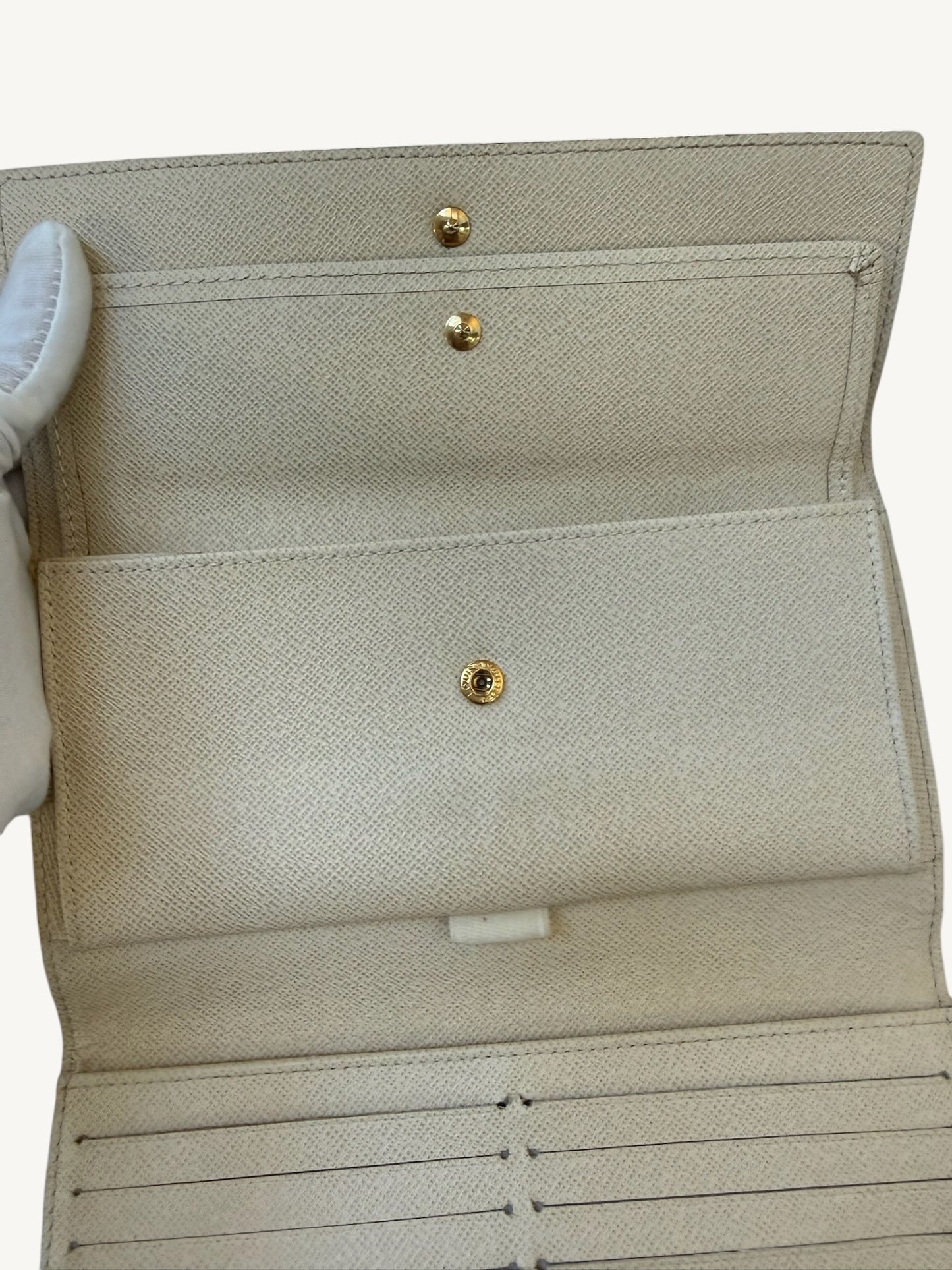 Louis Vuitton Damier Azur Portefeuille International Long Wallet — Cream — Excellent Pre-Owned