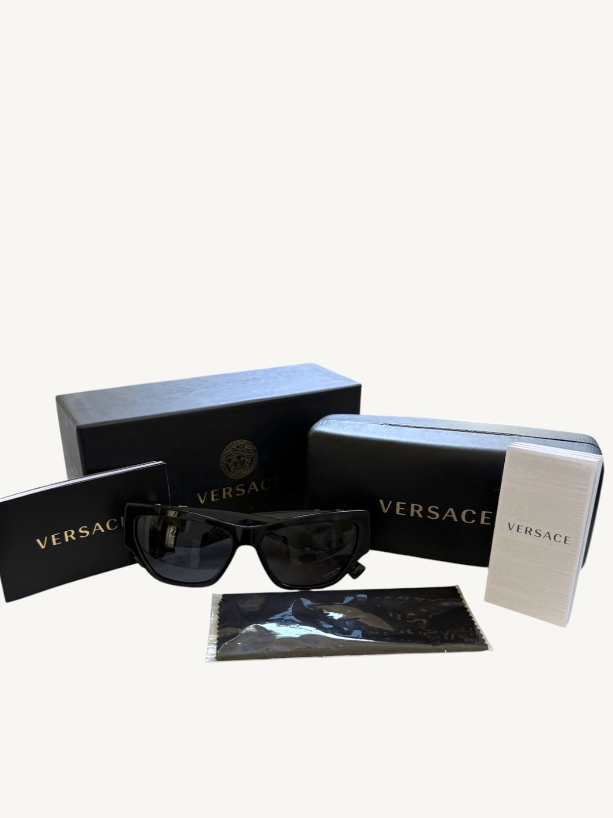 Versace VE4383 Black Cat Eye Sunglasses — Gold Barocco V — New Full Set