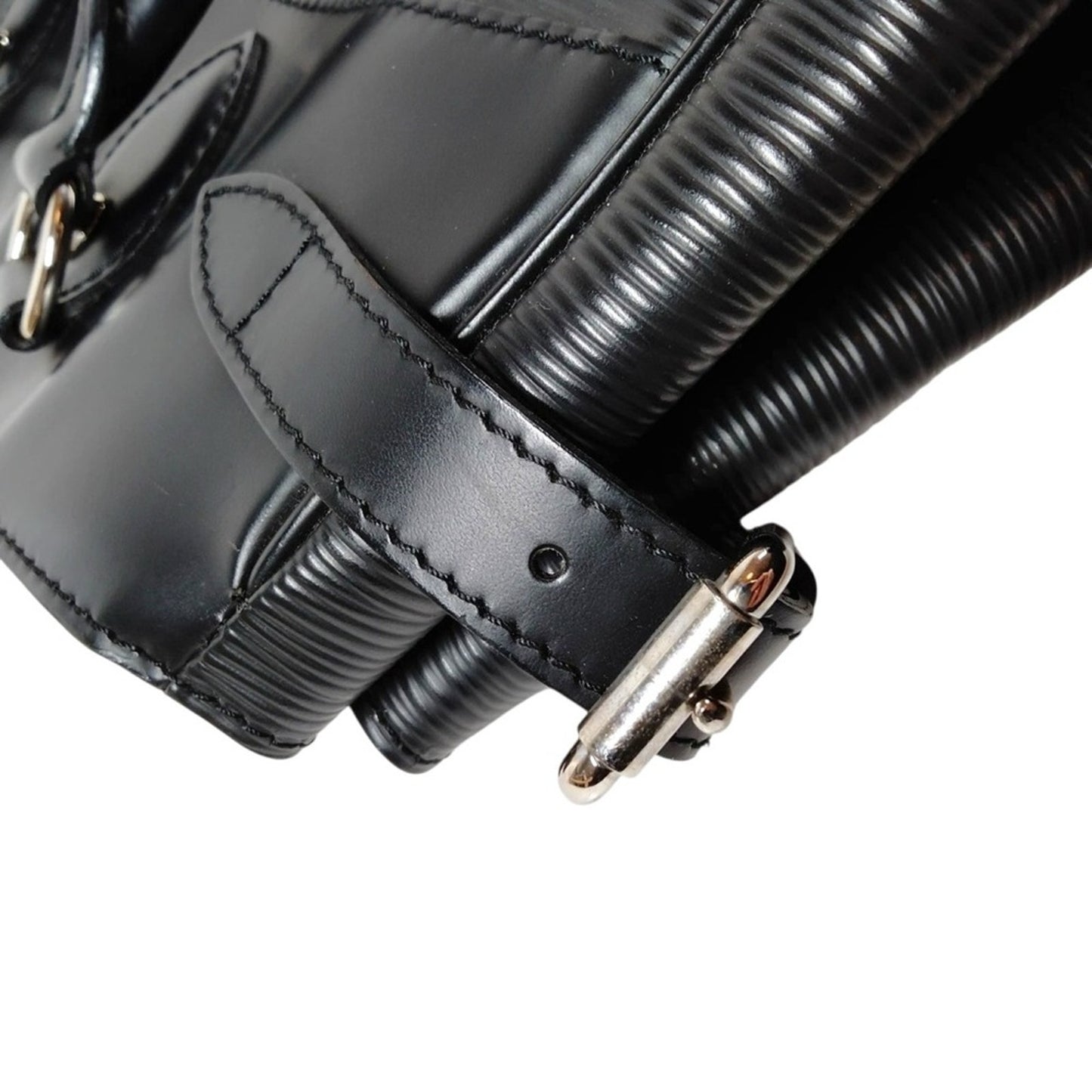 Louis Vuitton Passy PM Black Epi Leather Handbag  Authentic Excellent Condition