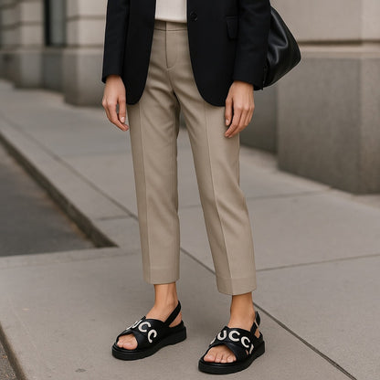 NWT Gucci Black & White Logo Appliqué Leather Slingback Sandals Size 36.5 EU/6.5