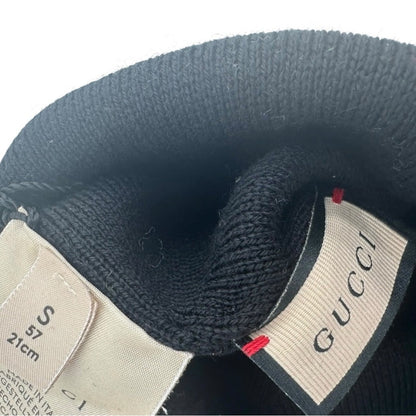 NWT Gucci Maison de l’Amour Patch Logo Black Wool Unisex Beanie Size S / 21cm