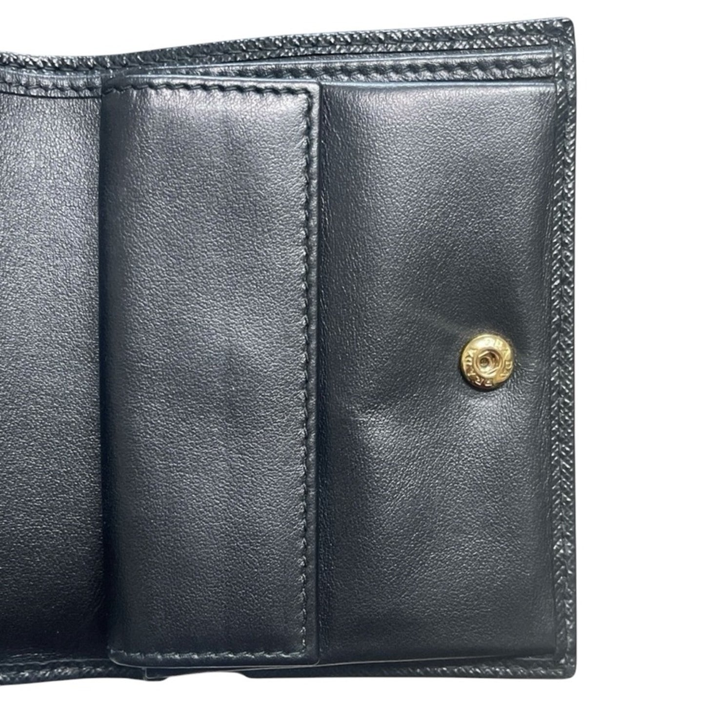 Authentic NWOT Prada Black Saffiano Leather Monochrome Compact Wallet w/ Box
