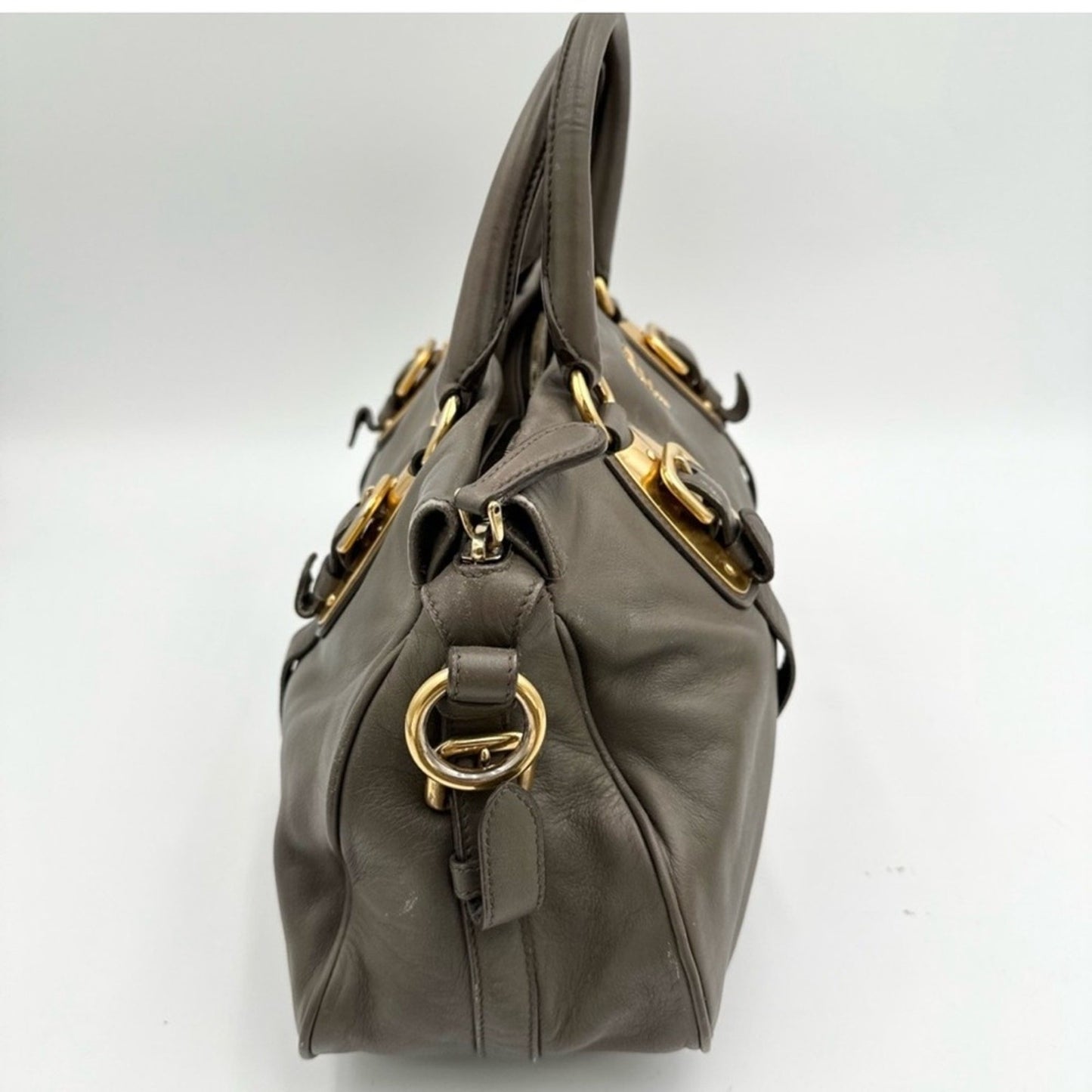 Prada Vitello Daino Leather Satchel in Elegant Taupe Gray –Timeless & Versatile