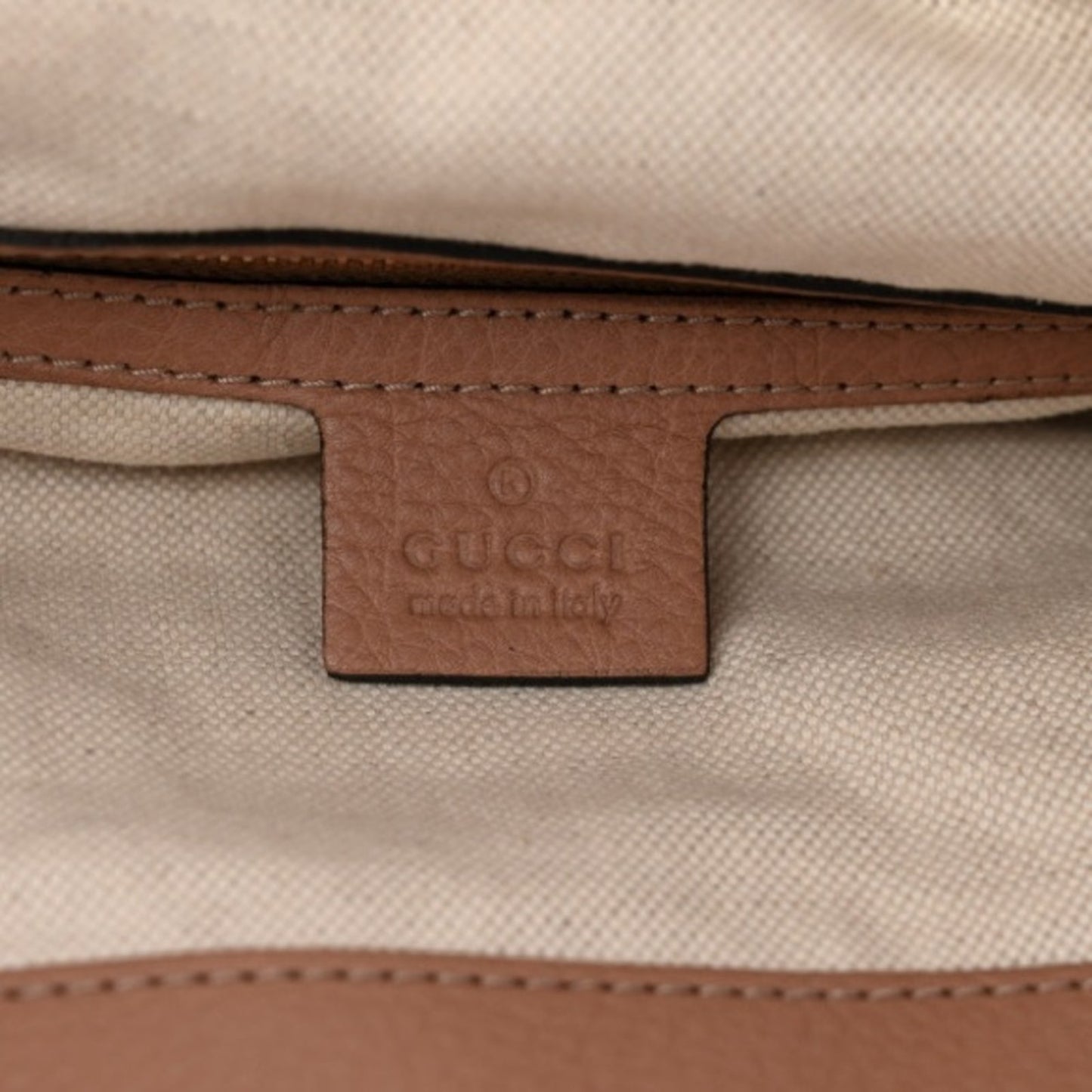Gucci Pebbled Calfskin Medium Bella Hobo - Cuir (Tan)