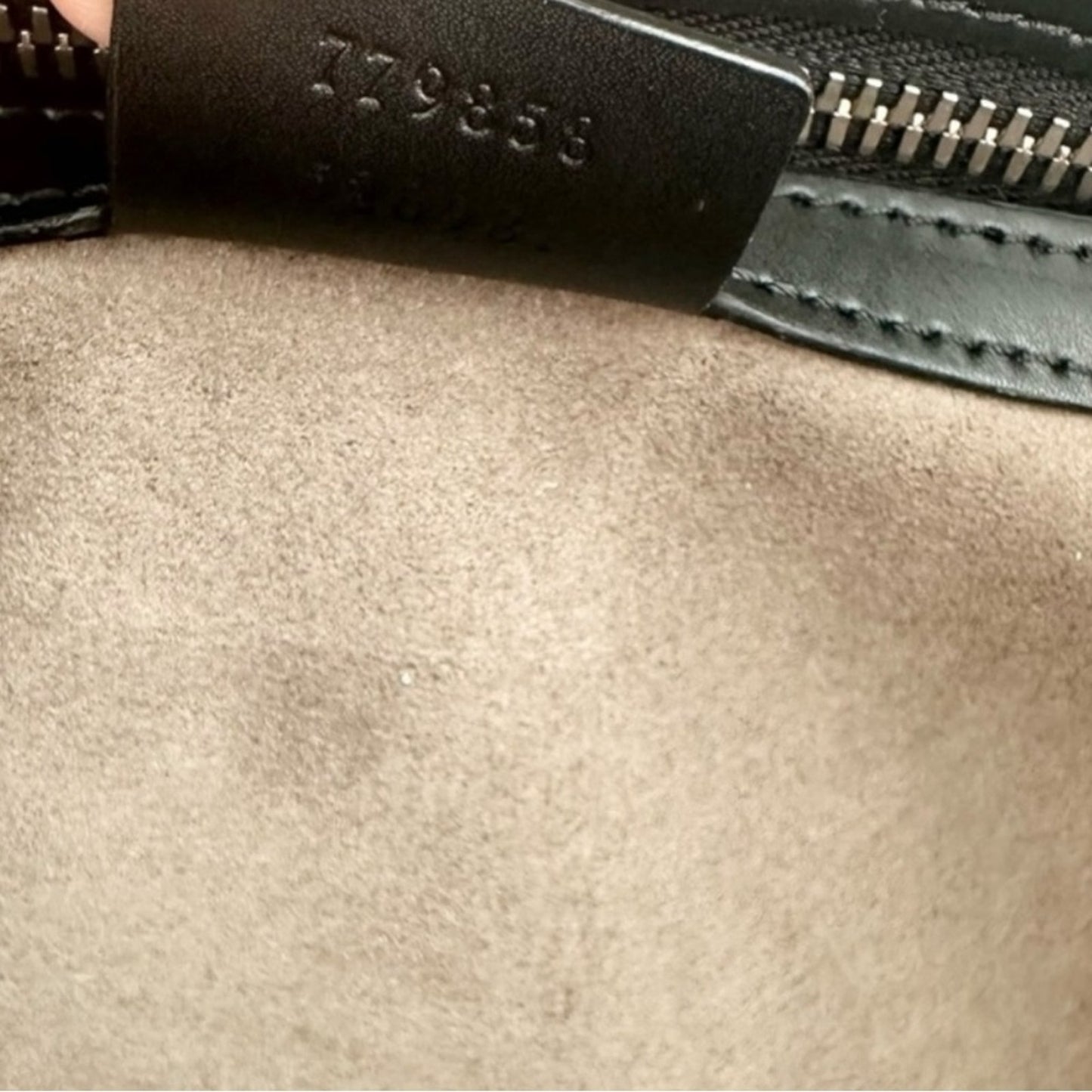 NWT Full Set Gucci GG Supreme Leather Trim X-Large Travel Duffel Bag Beige/Black