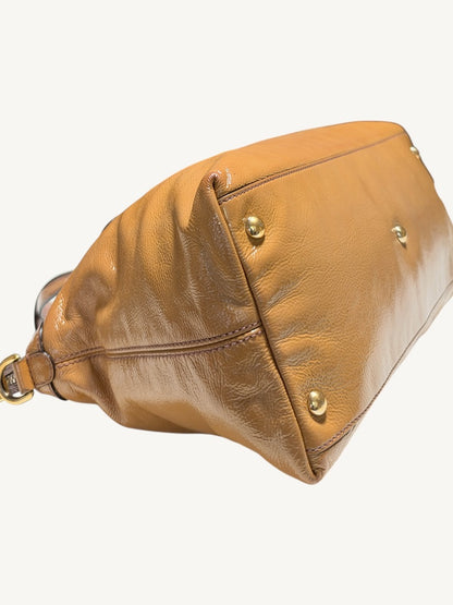 Gucci Soho camel tan satchel: Base corner detail 4