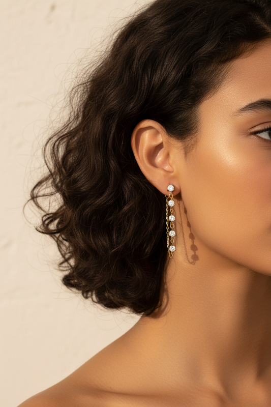 The Éclat — Ear Lifestyle Shot v2